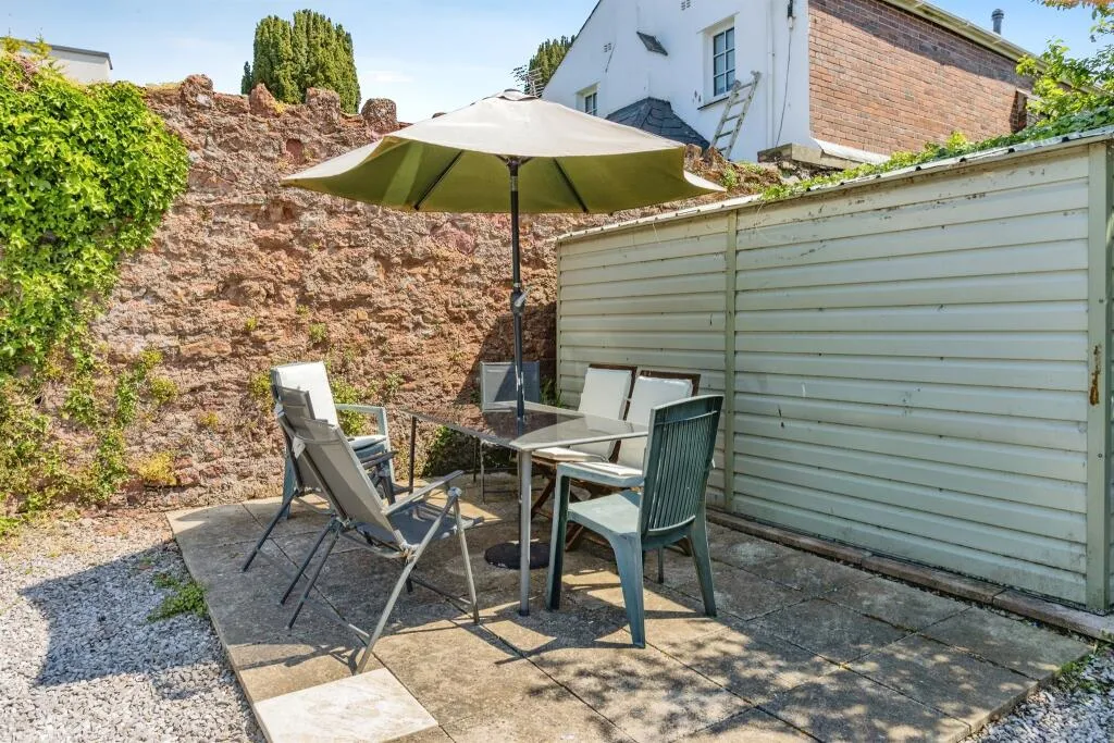 12 bed Semi-Detached