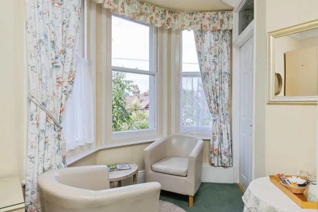 12 bed Semi-Detached