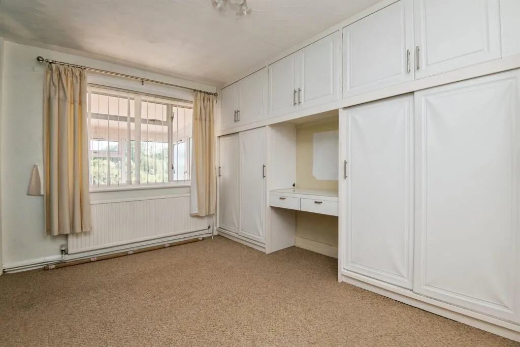 3 bed Semi-Detached Bungalow