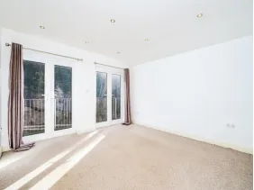 2 bed Apartment