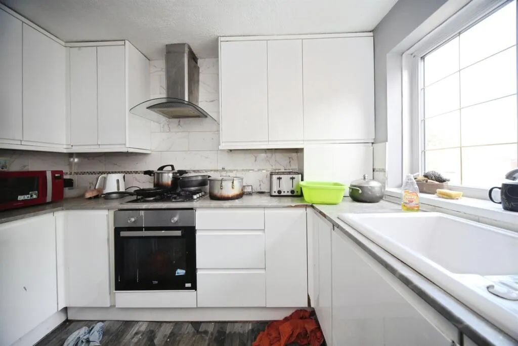 2 bed Maisonette