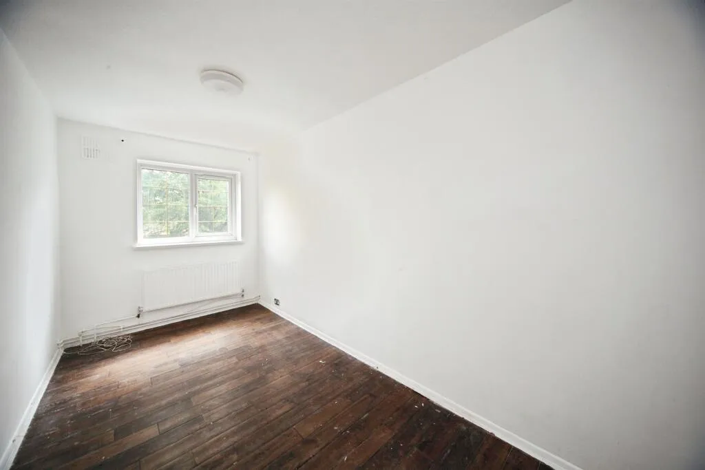 2 bed Maisonette