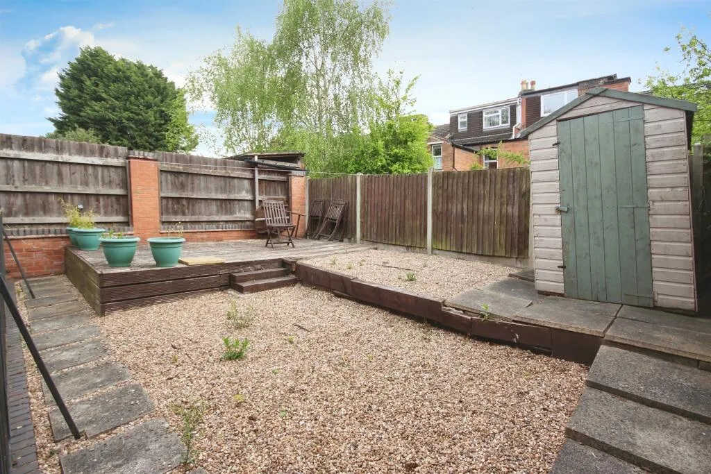 2 bed Ground Flat