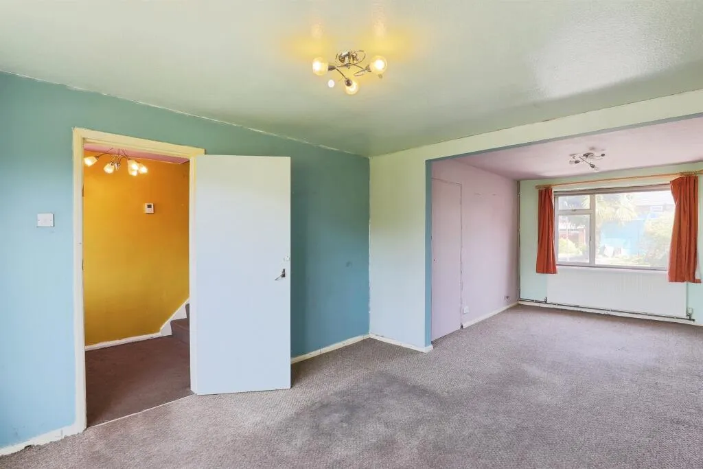 3 bed Semi-Detached
