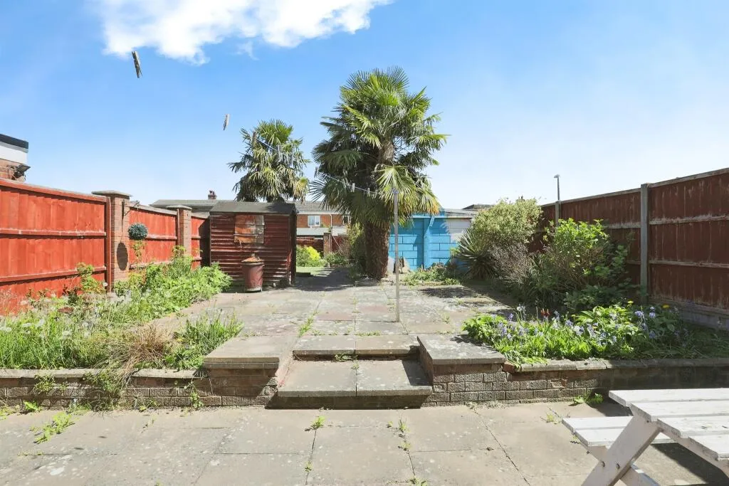 3 bed Semi-Detached