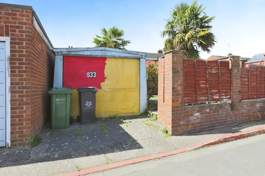 3 bed Semi-Detached