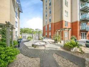 1 bed Apartment