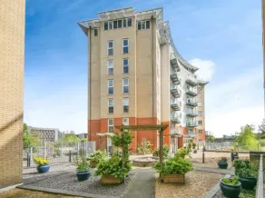 1 bed Apartment