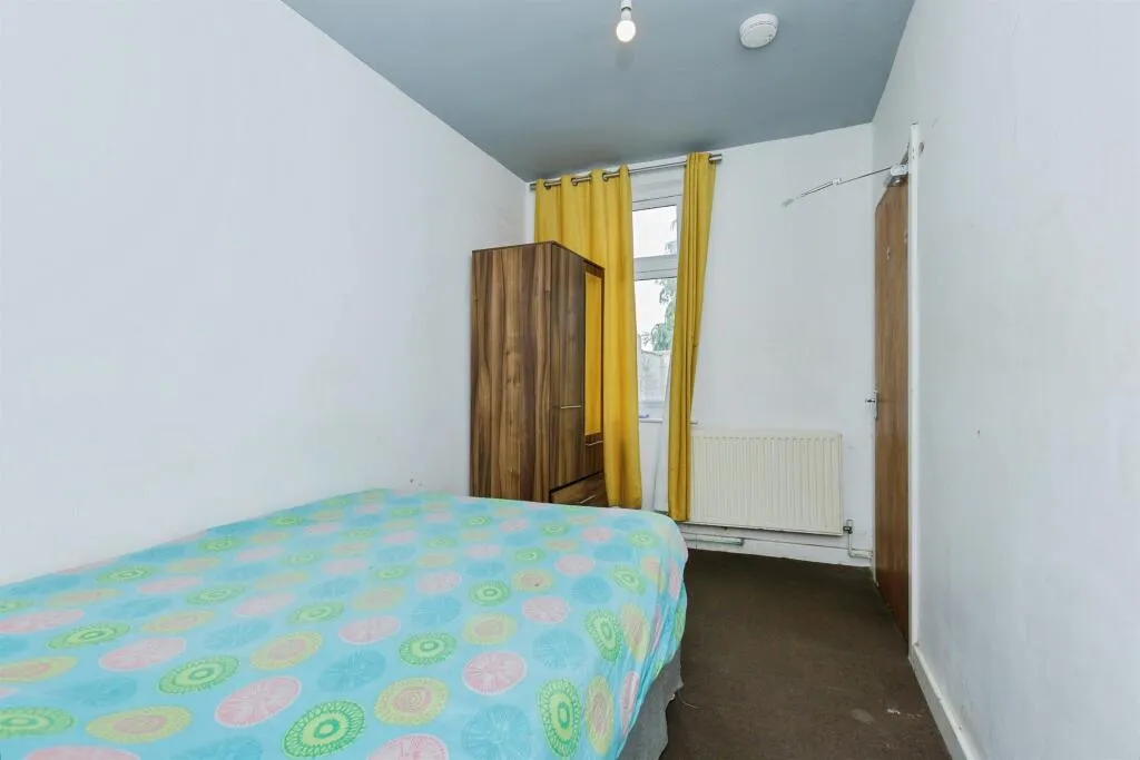 2 bed Semi-Detached