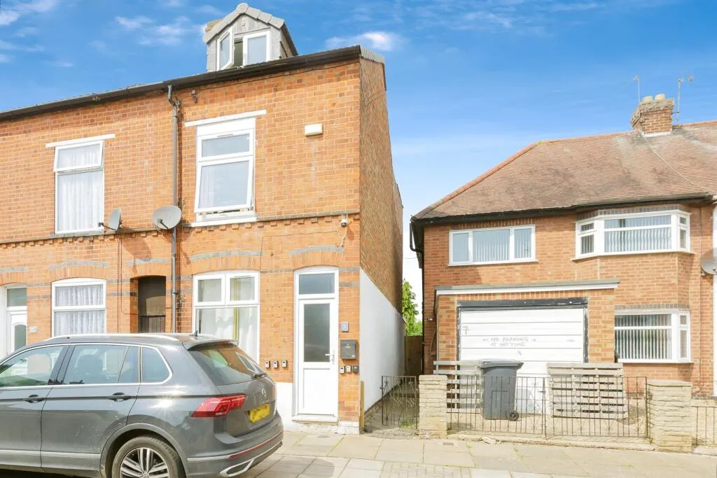 2 bed Semi-Detached