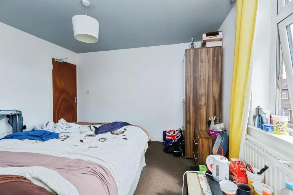 2 bed Semi-Detached