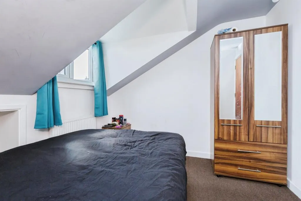 2 bed Semi-Detached