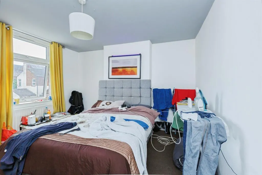 2 bed Semi-Detached