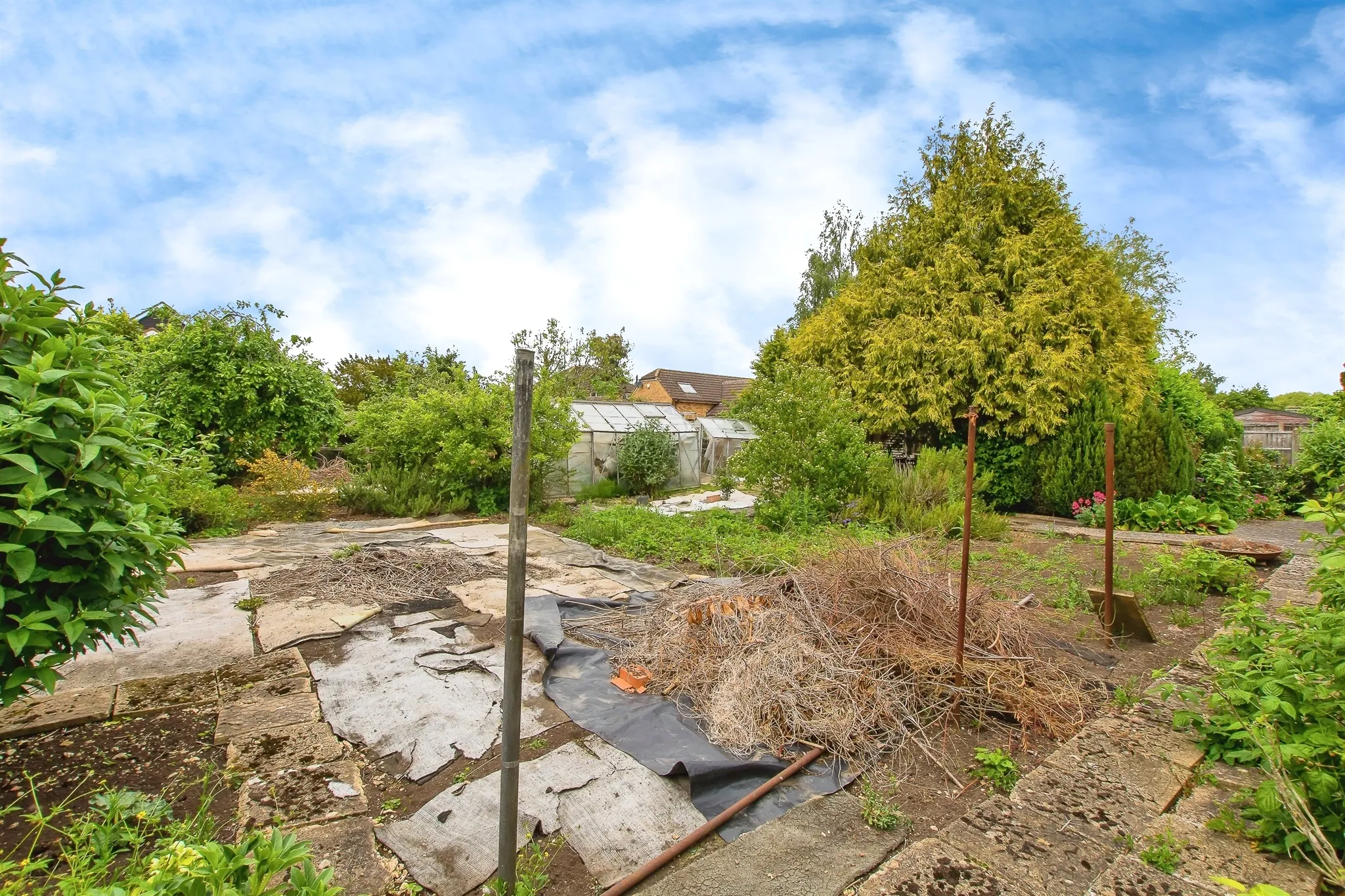 2 bed Detached