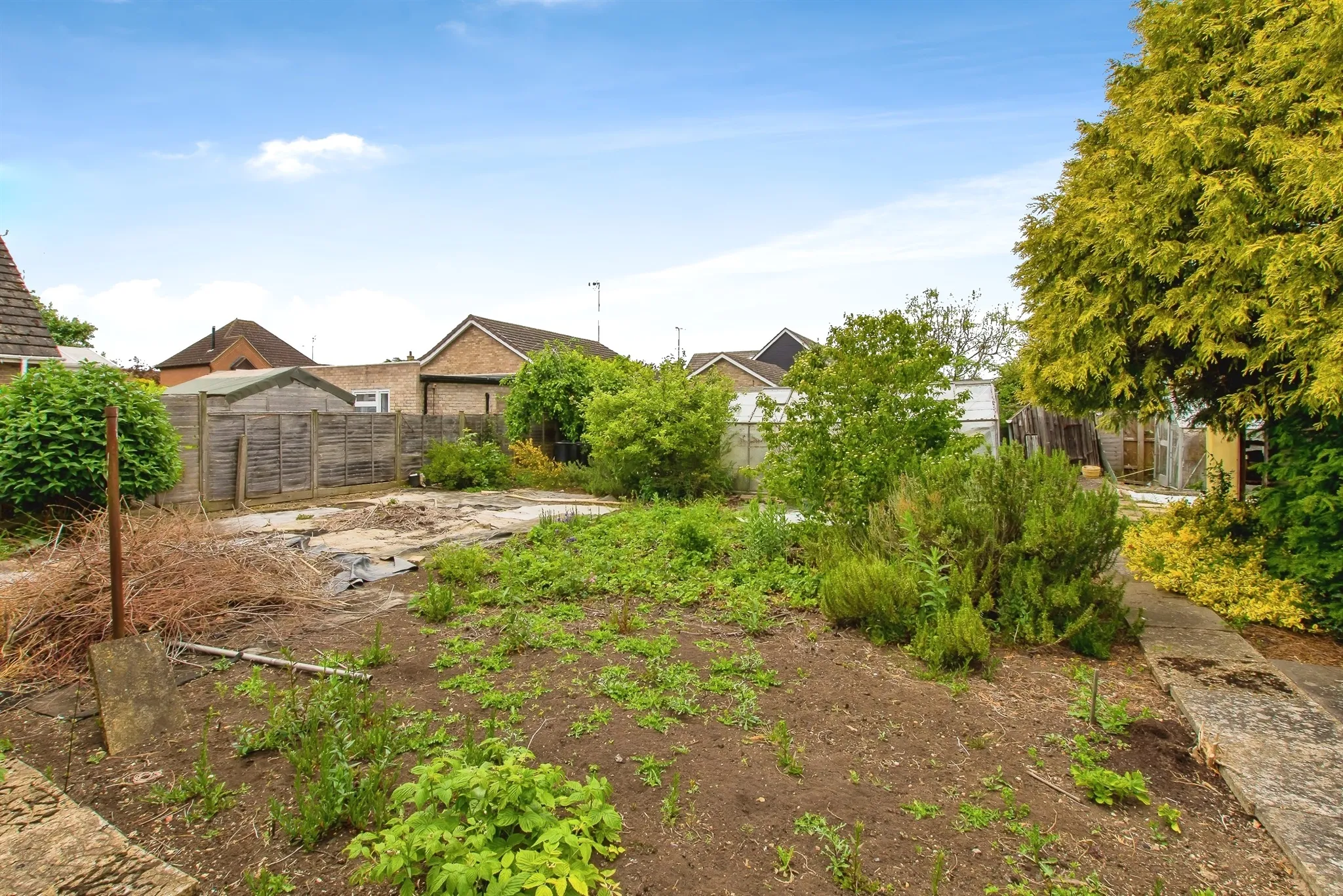 2 bed Detached