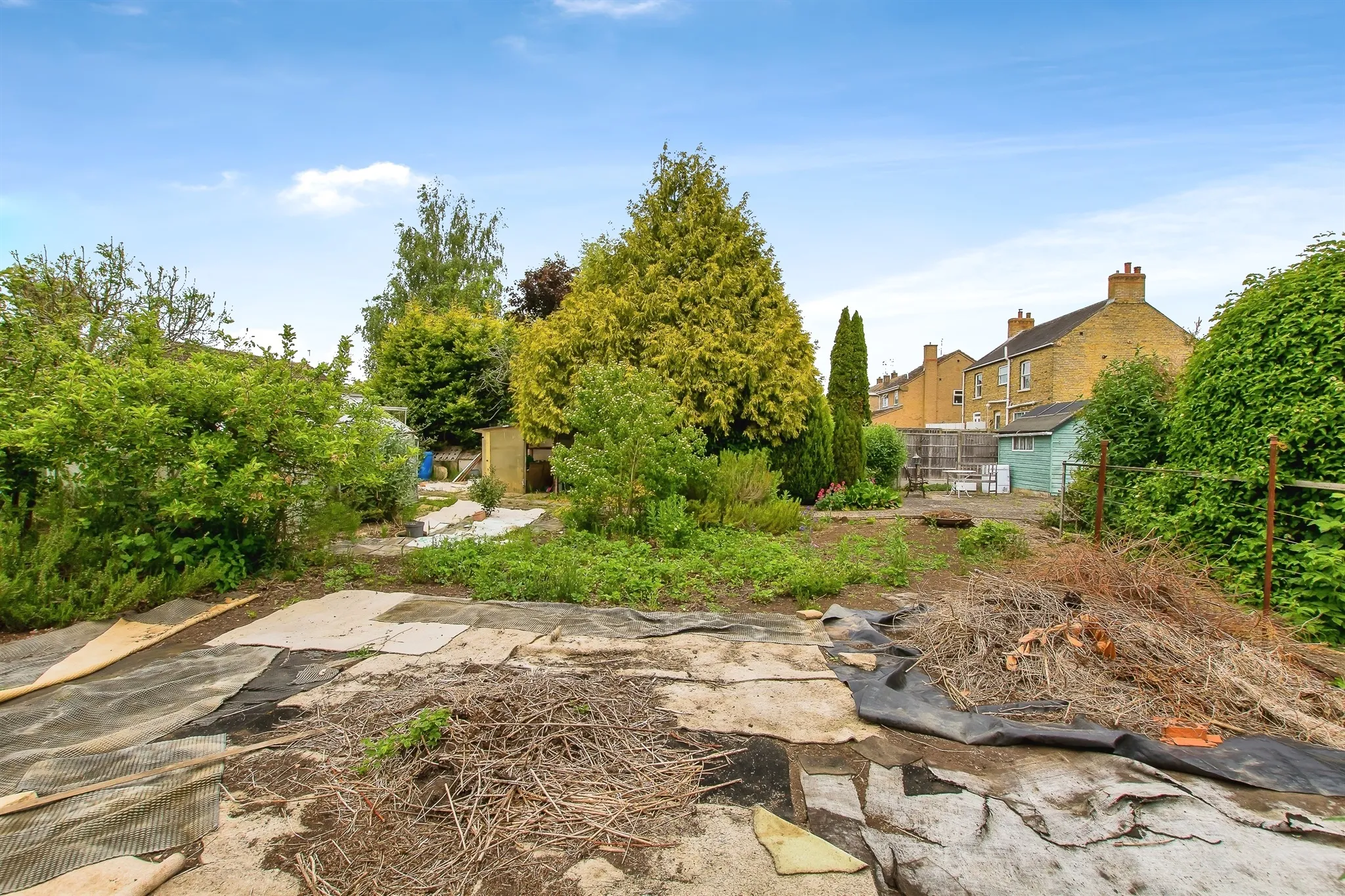 2 bed Detached