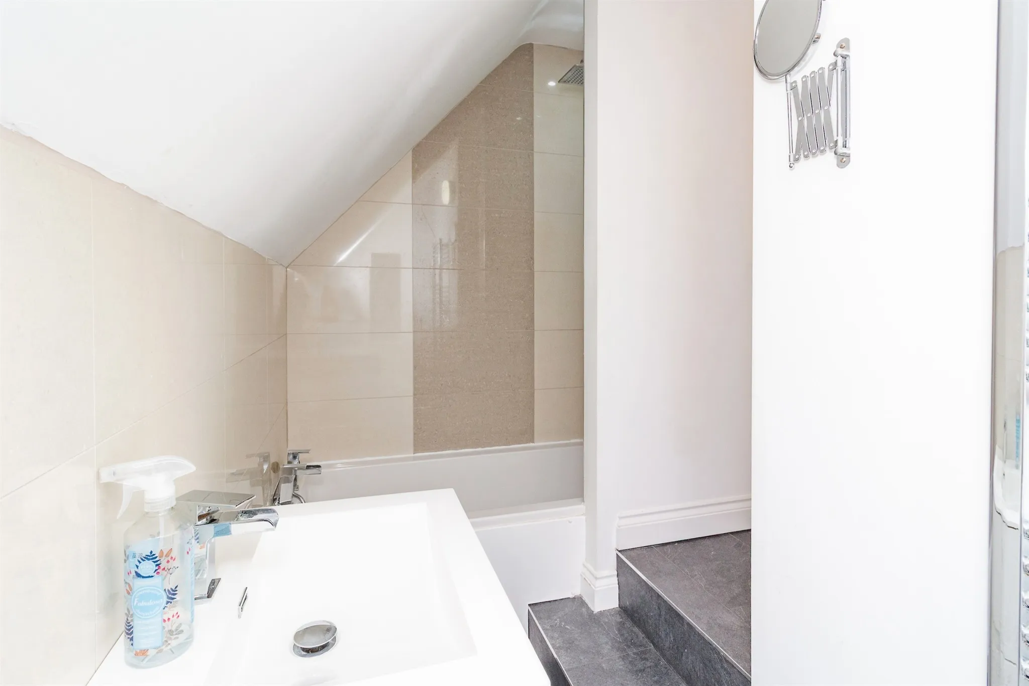 2 bed Apartment