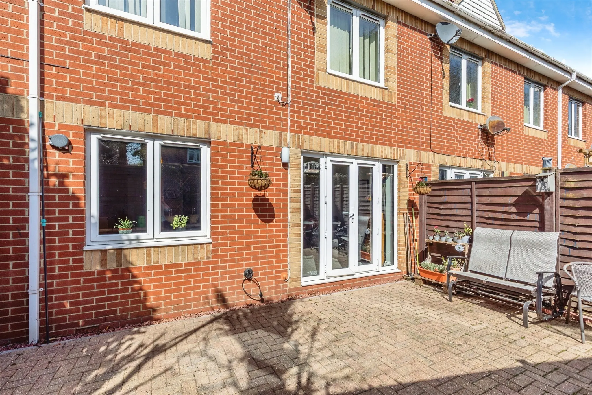 2 bed Maisonette