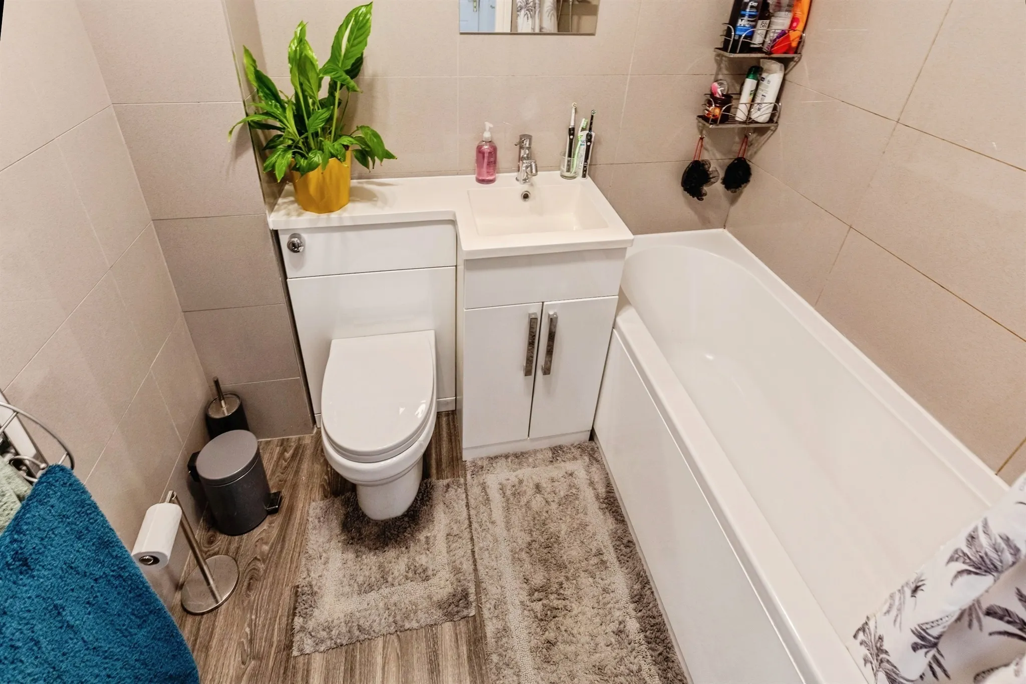 2 bed Maisonette