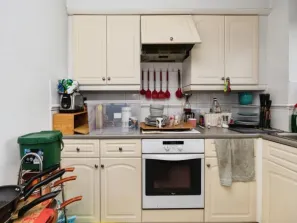 2 bed Semi-Detached