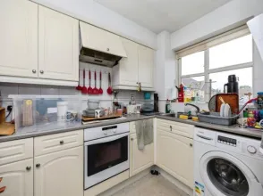 2 bed Semi-Detached