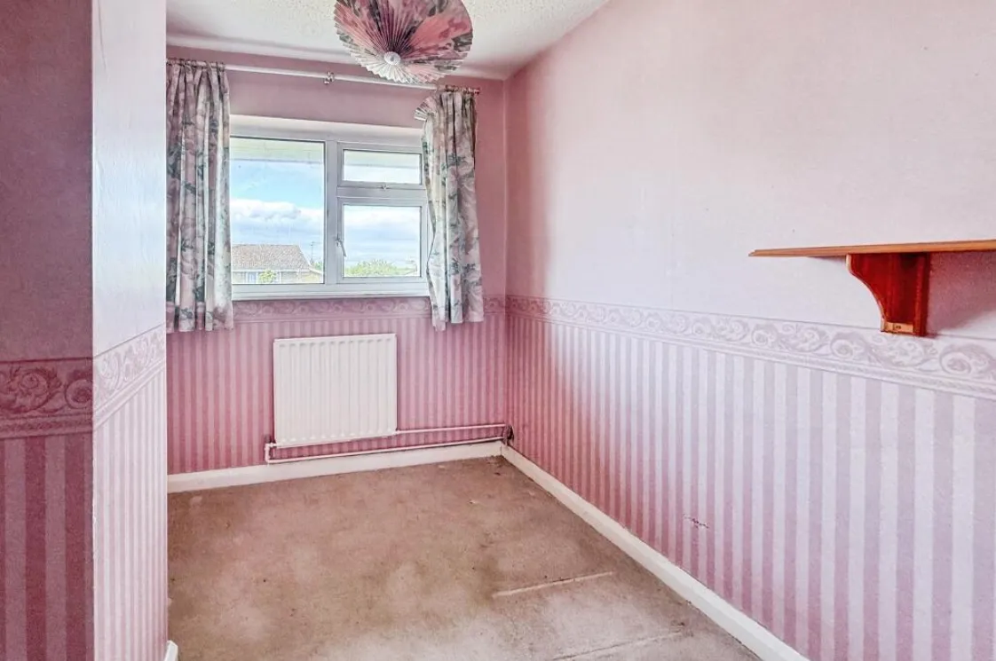 3 bed Semi-Detached