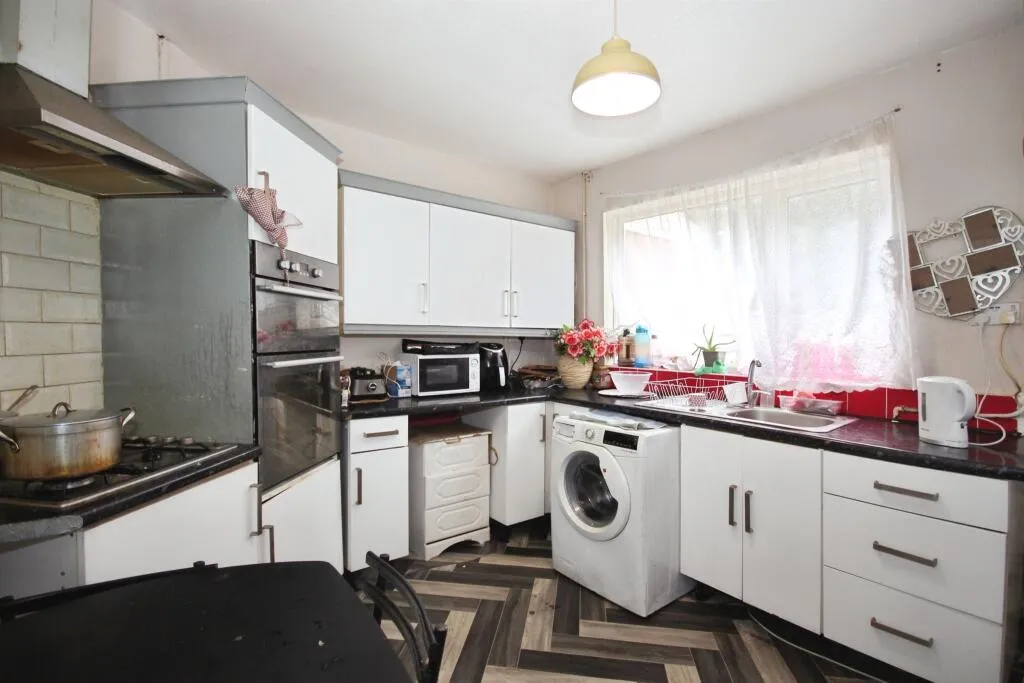 3 bed Terraced