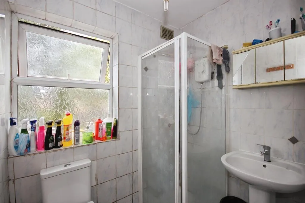 3 bed Terraced