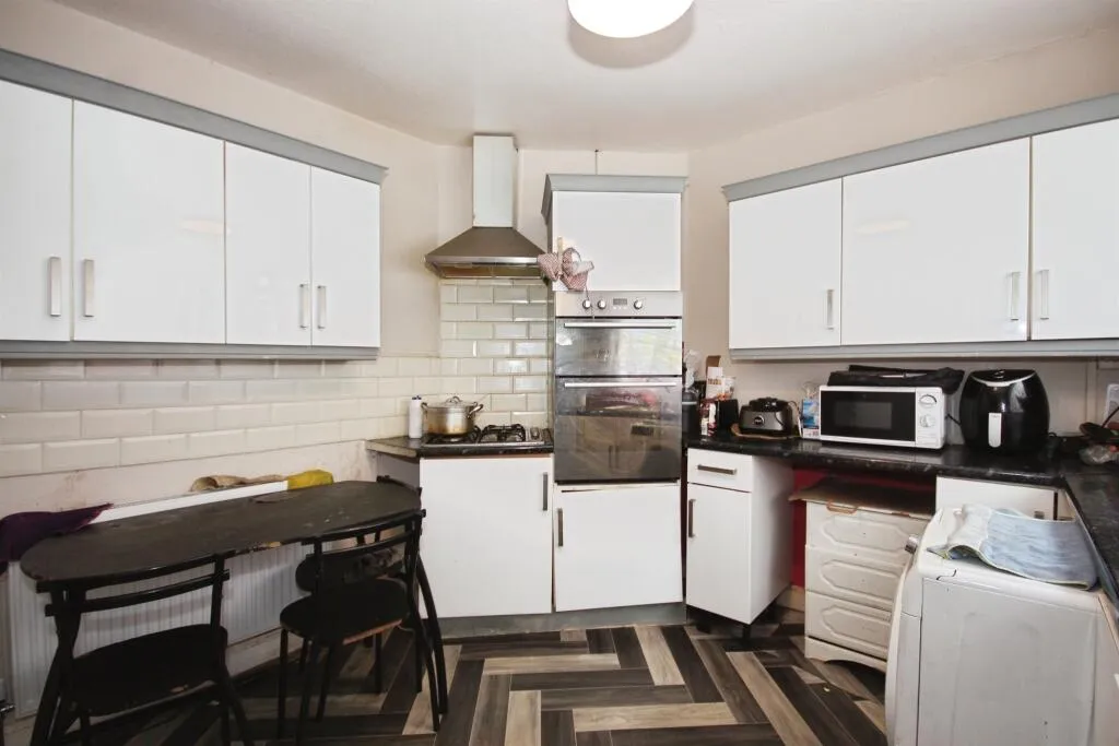 3 bed Terraced
