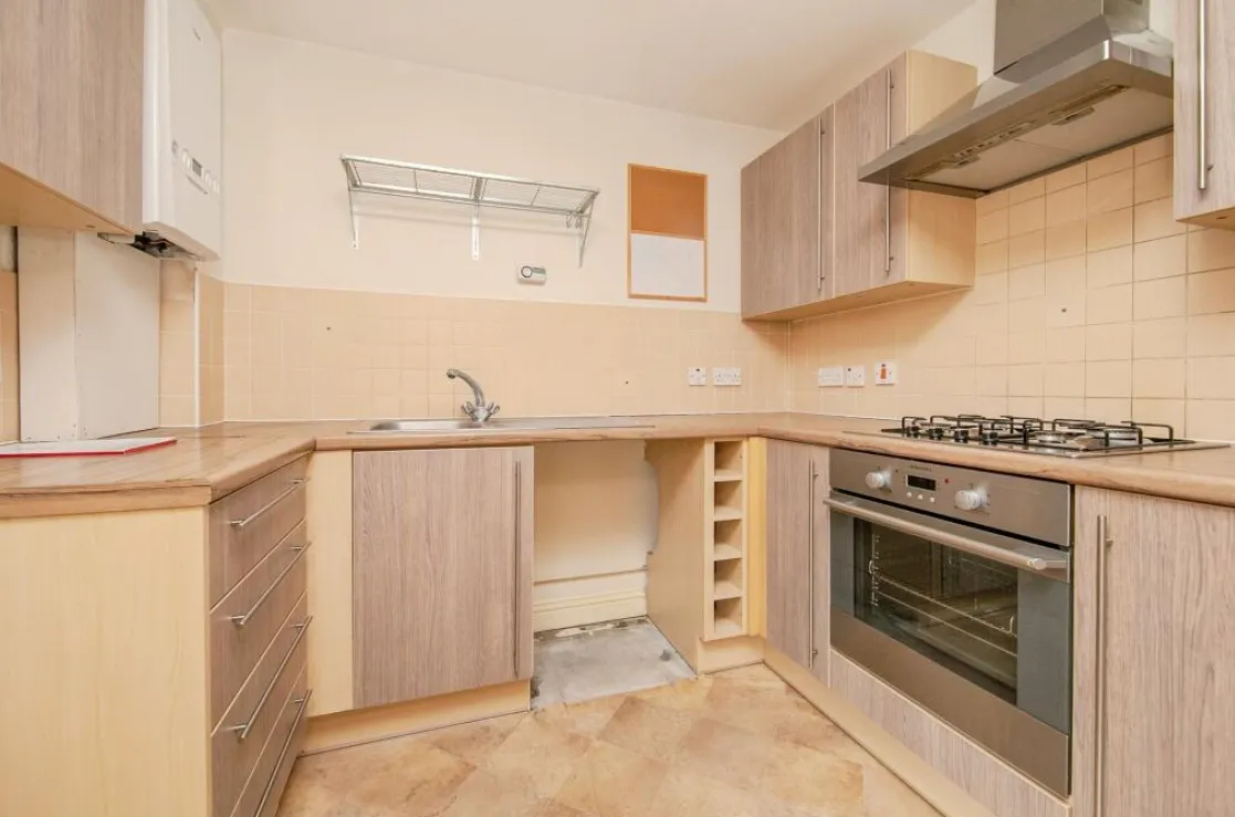2 bed Ground Flat