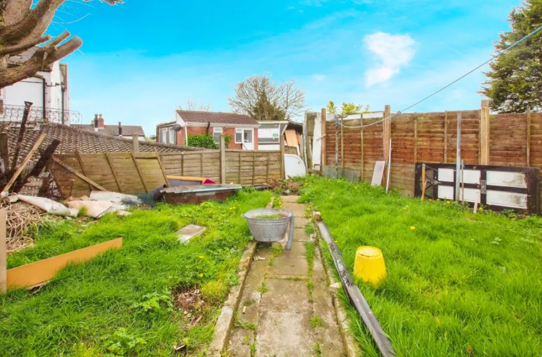 4 bed Semi-Detached