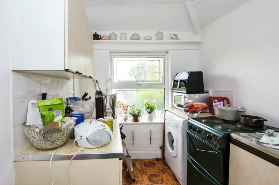 4 bed Semi-Detached