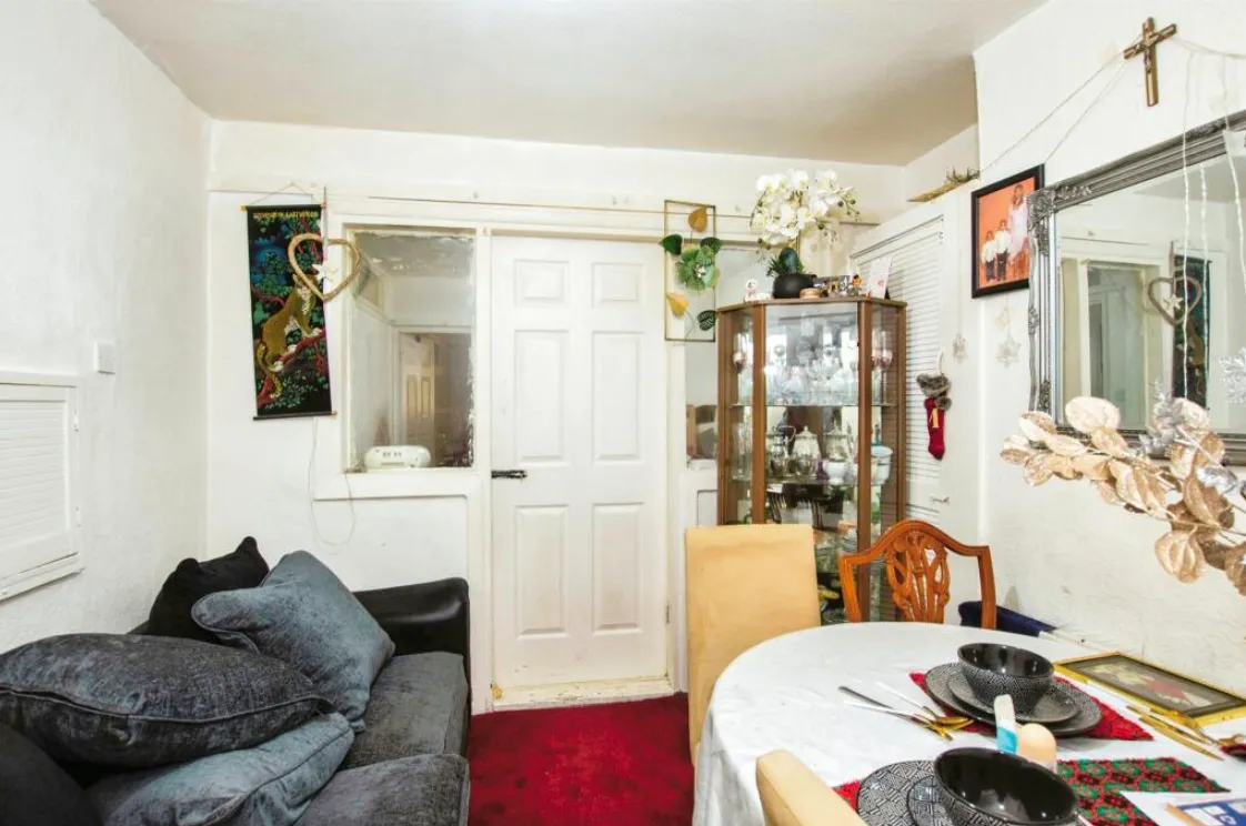 4 bed Semi-Detached