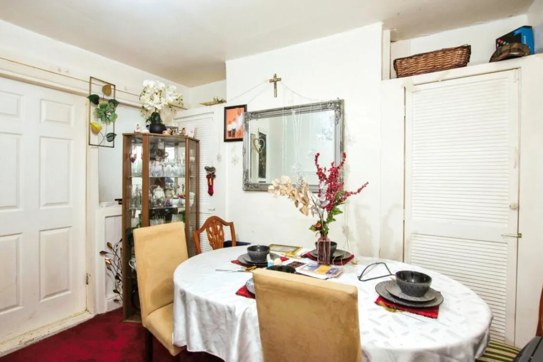 4 bed Semi-Detached