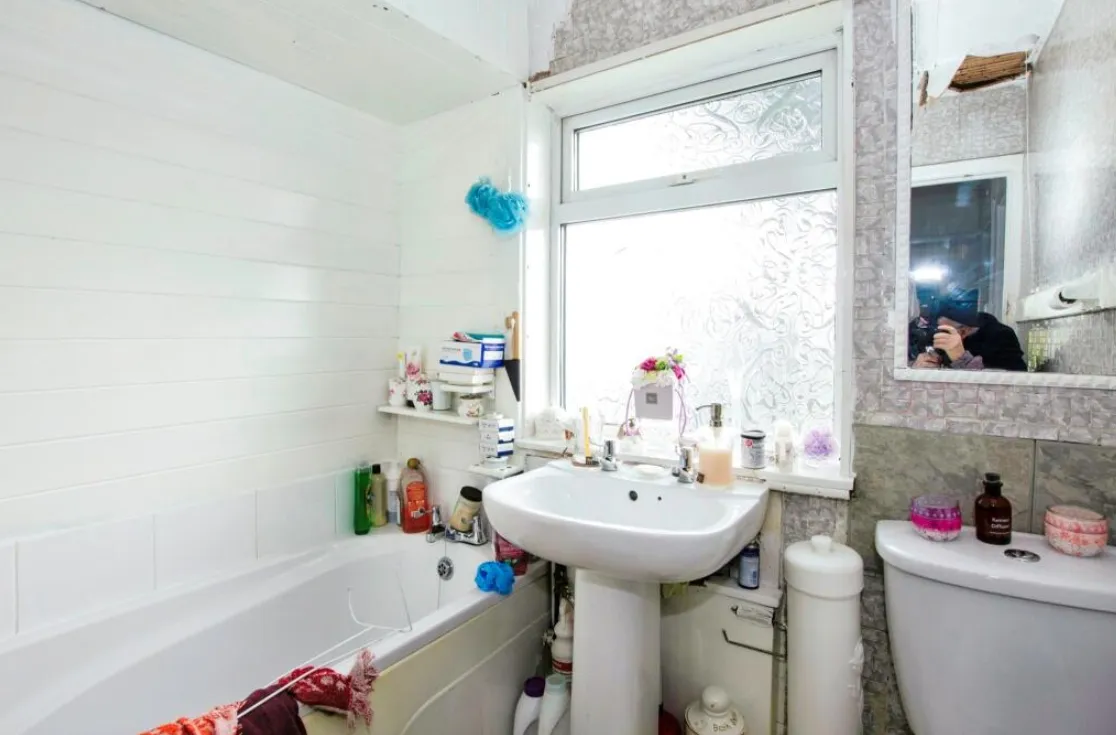 4 bed Semi-Detached