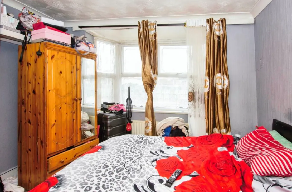 4 bed Semi-Detached