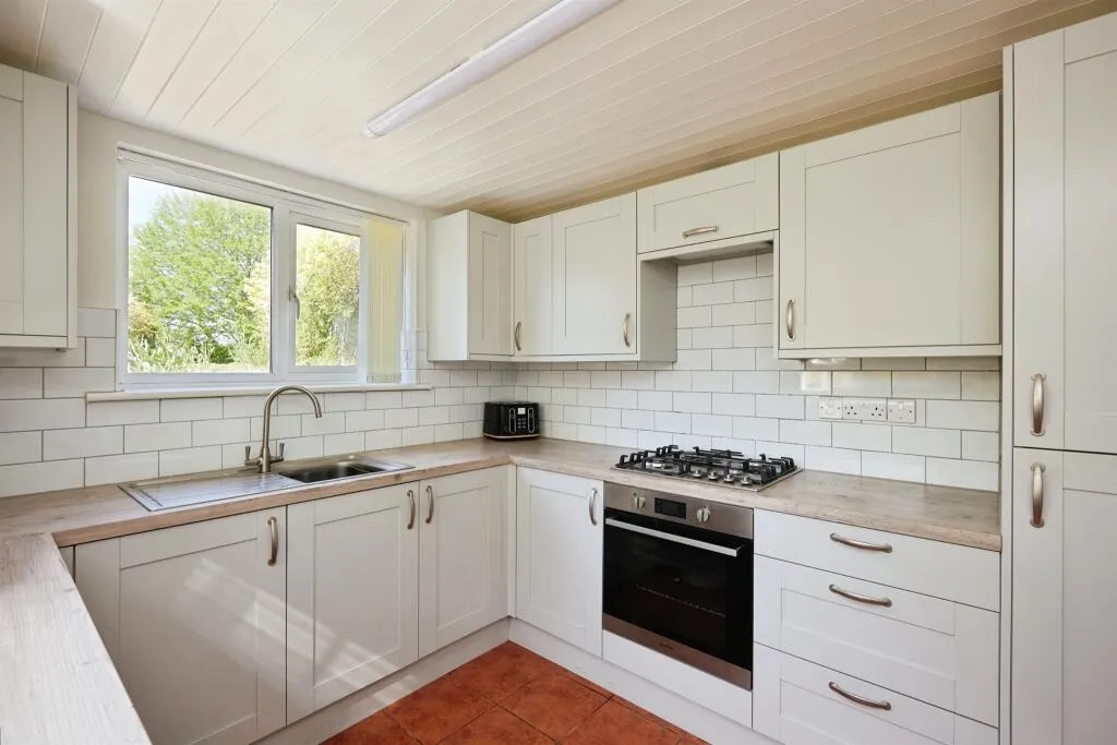 2 bed End of Terrace