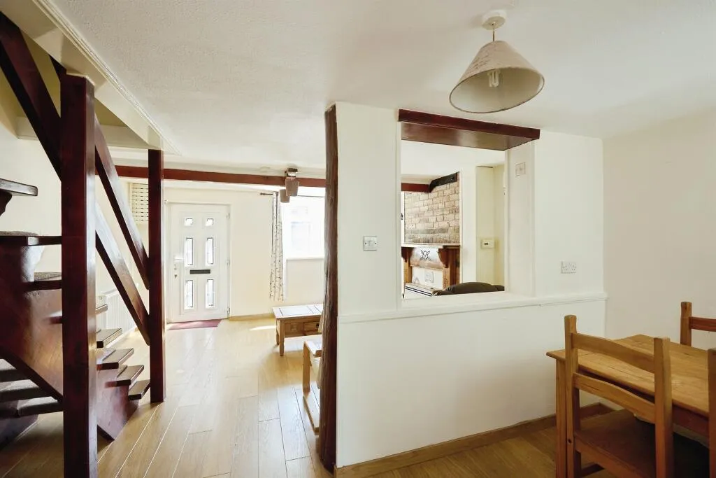 2 bed End of Terrace