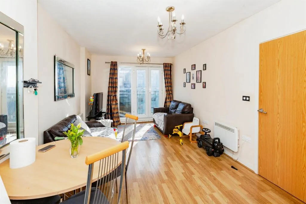 1 bed Apartment