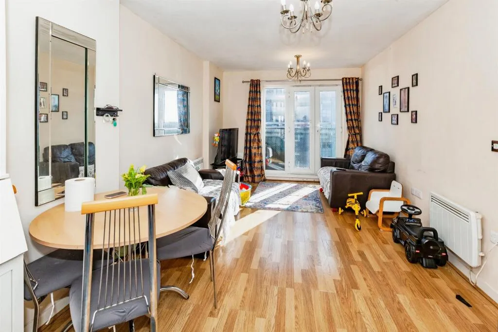 1 bed Apartment