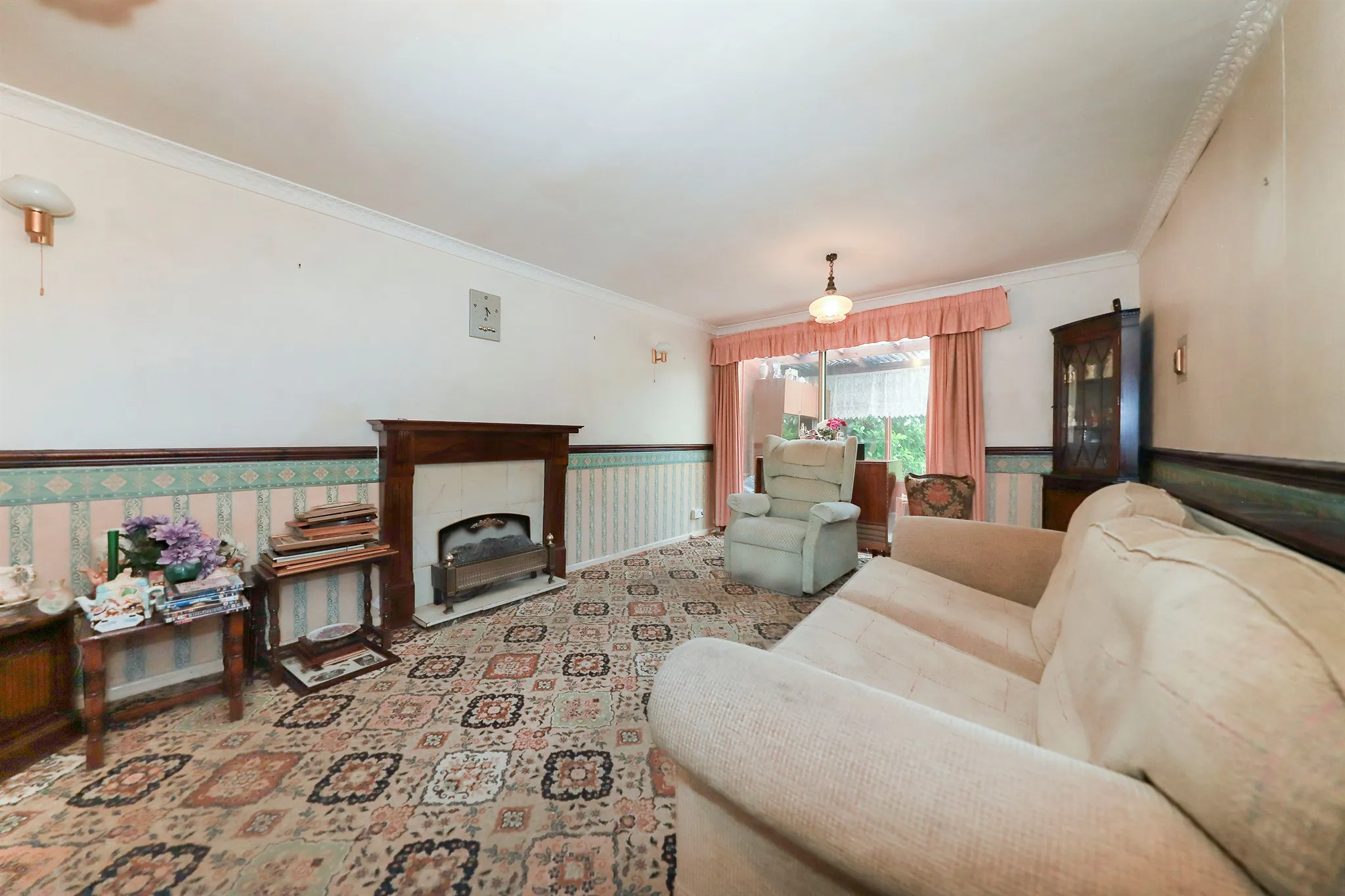 3 bed Semi-Detached