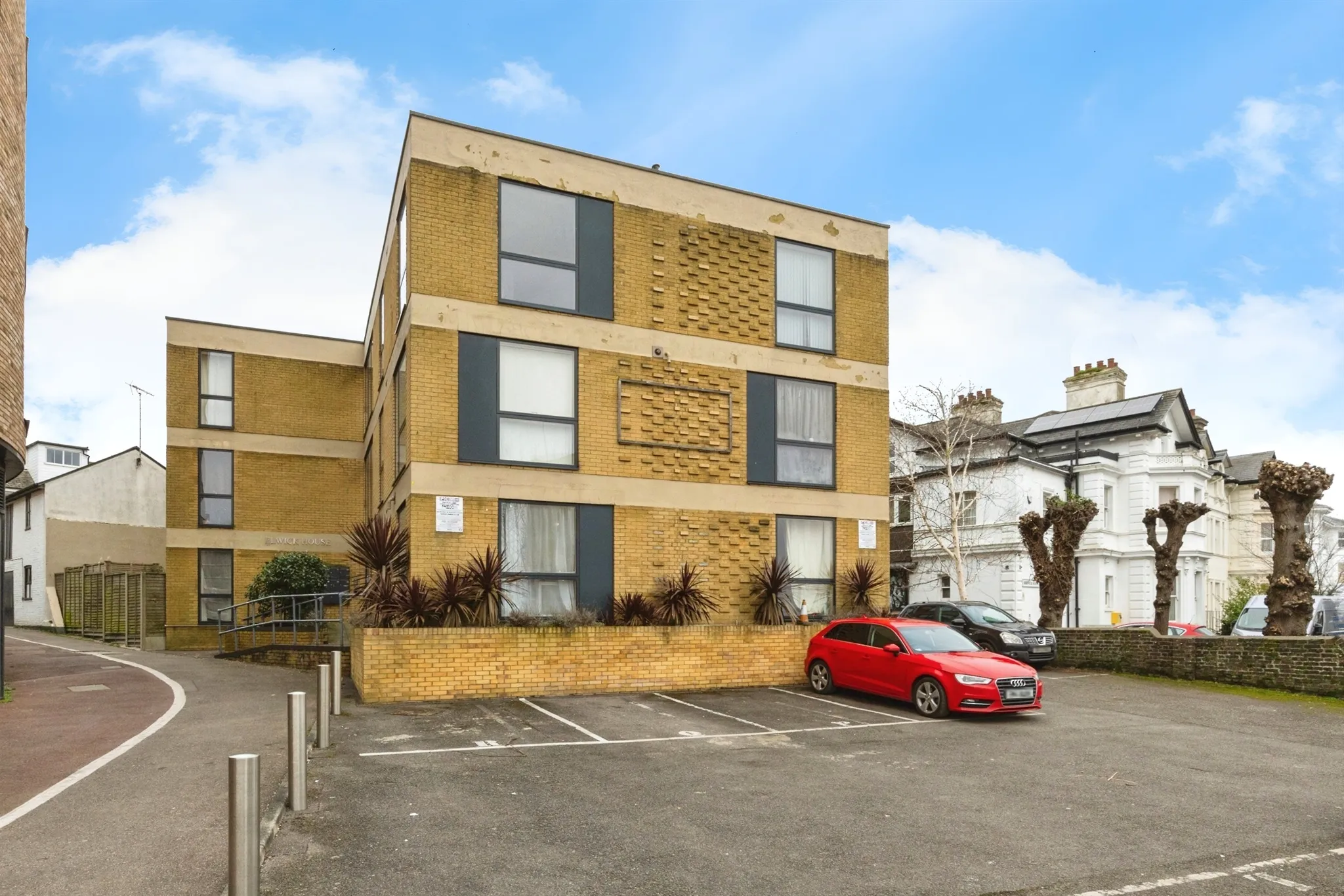 1 bed Apartment