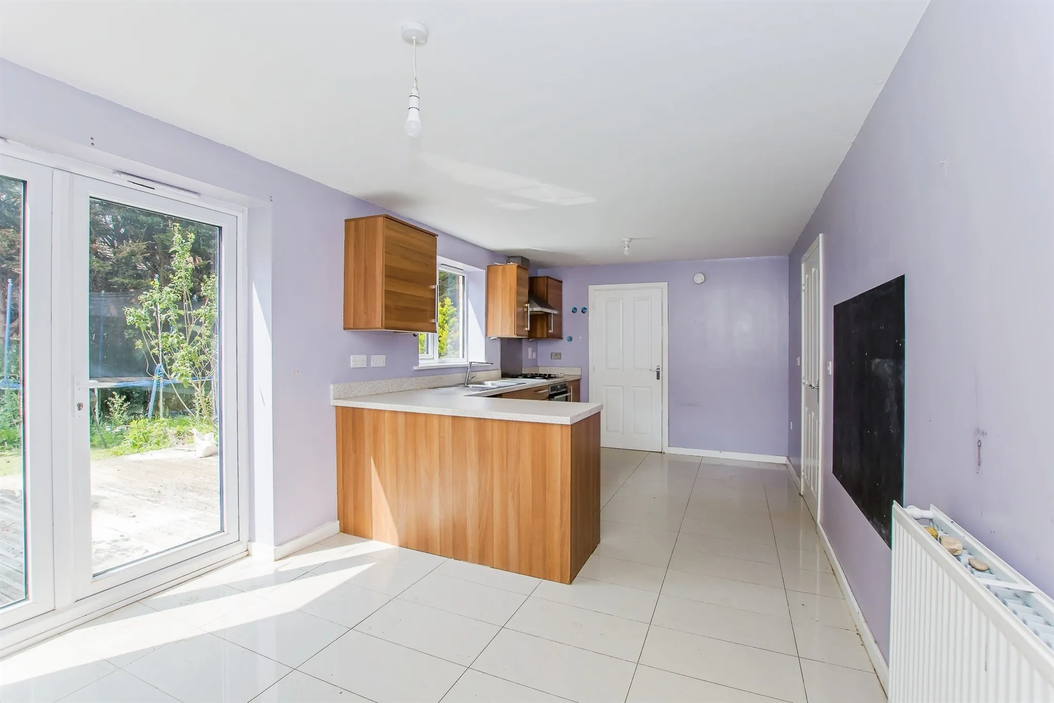 5 bed Detached