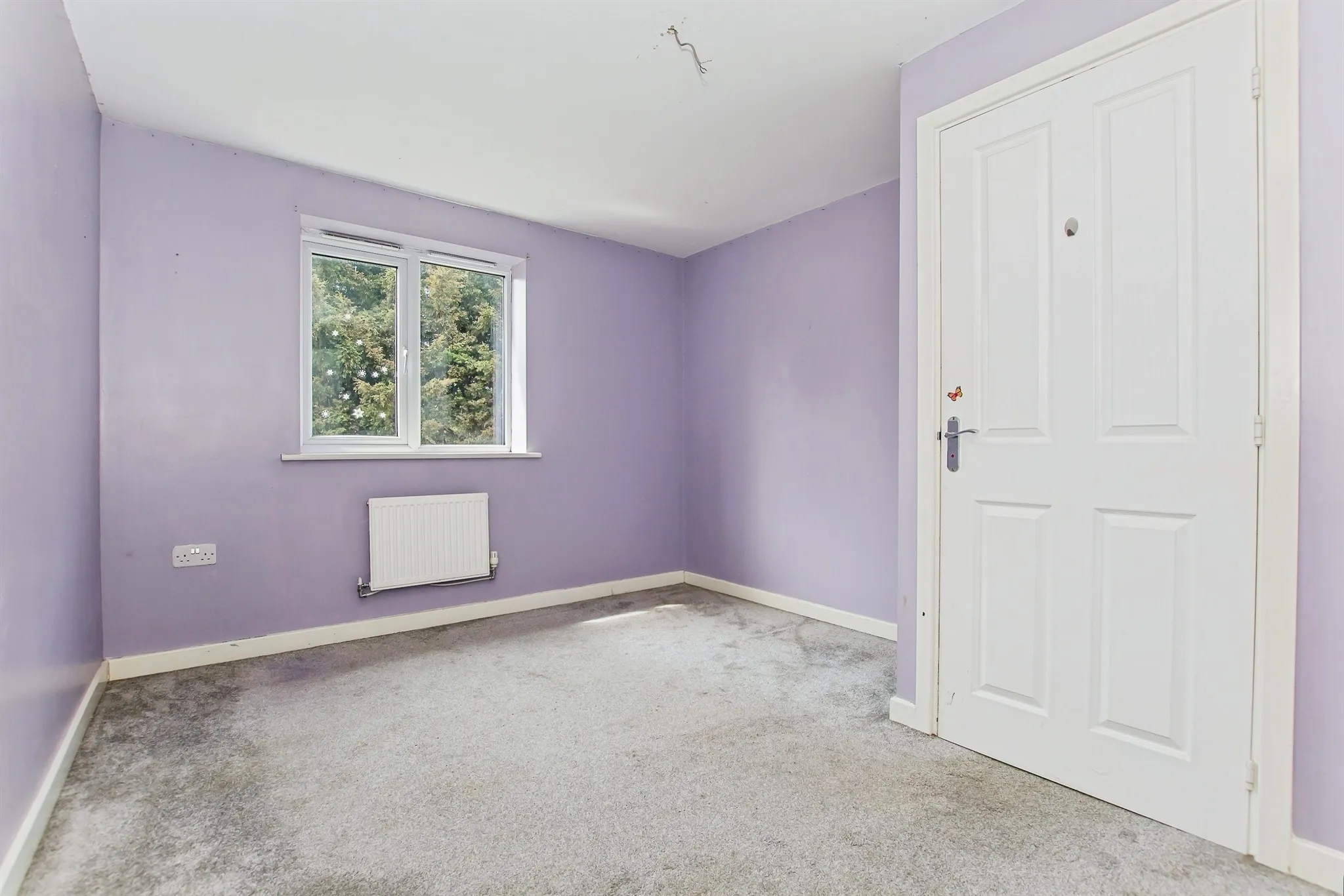 5 bed Detached