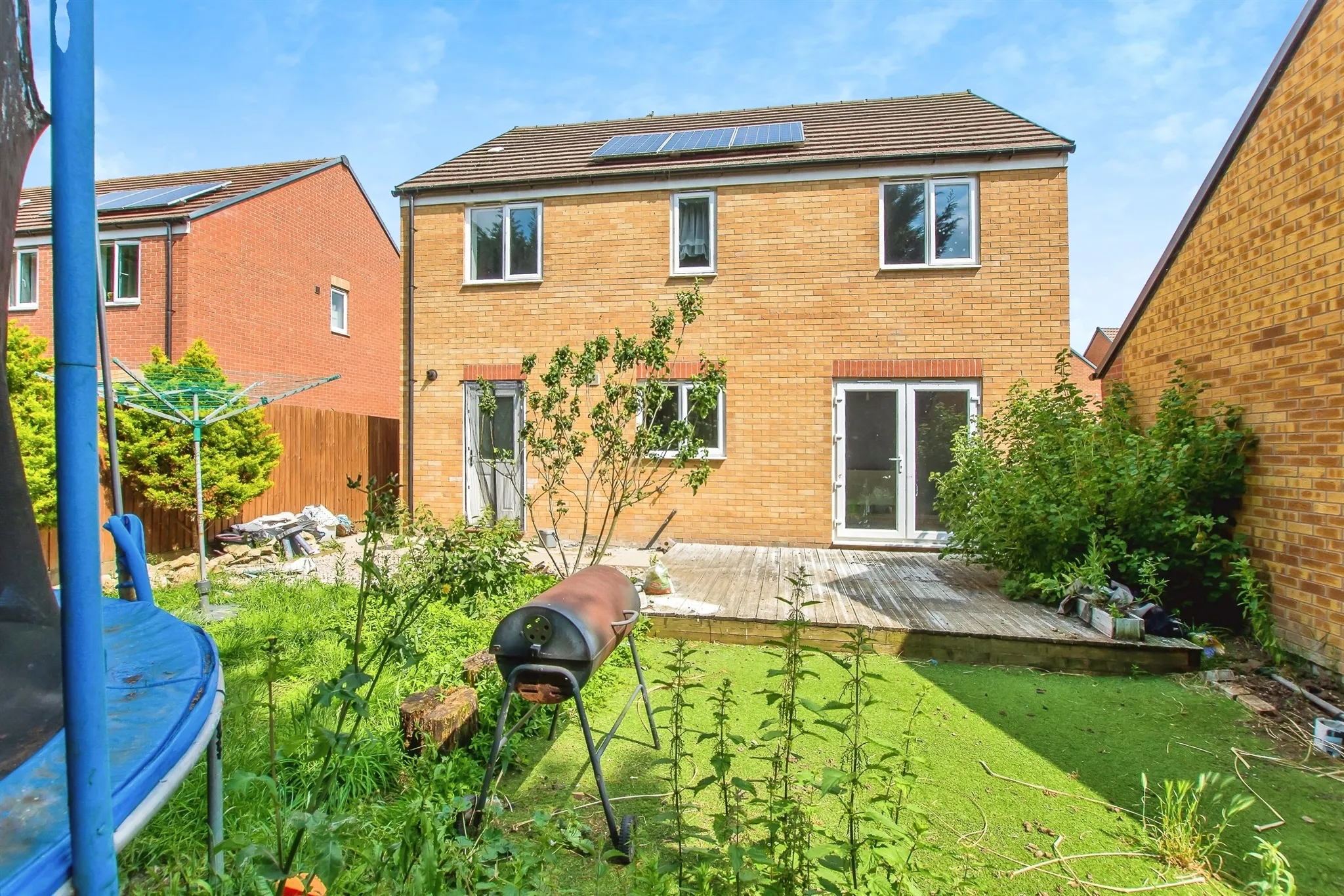 5 bed Detached