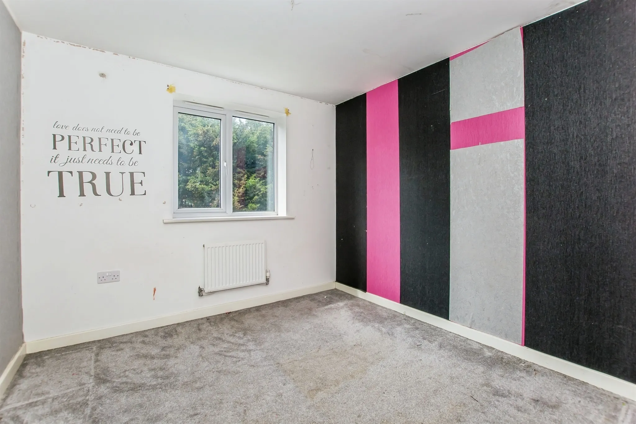 5 bed Detached