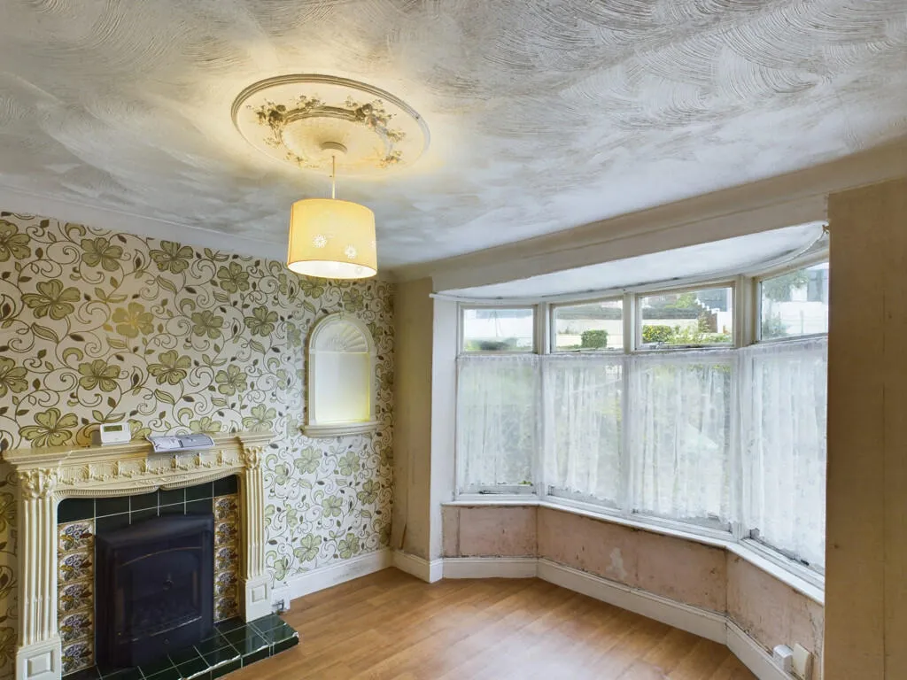 3 bed Semi-Detached
