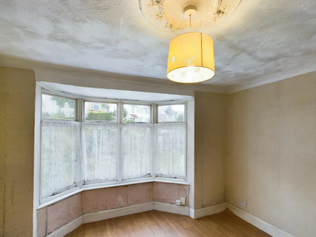 3 bed Semi-Detached