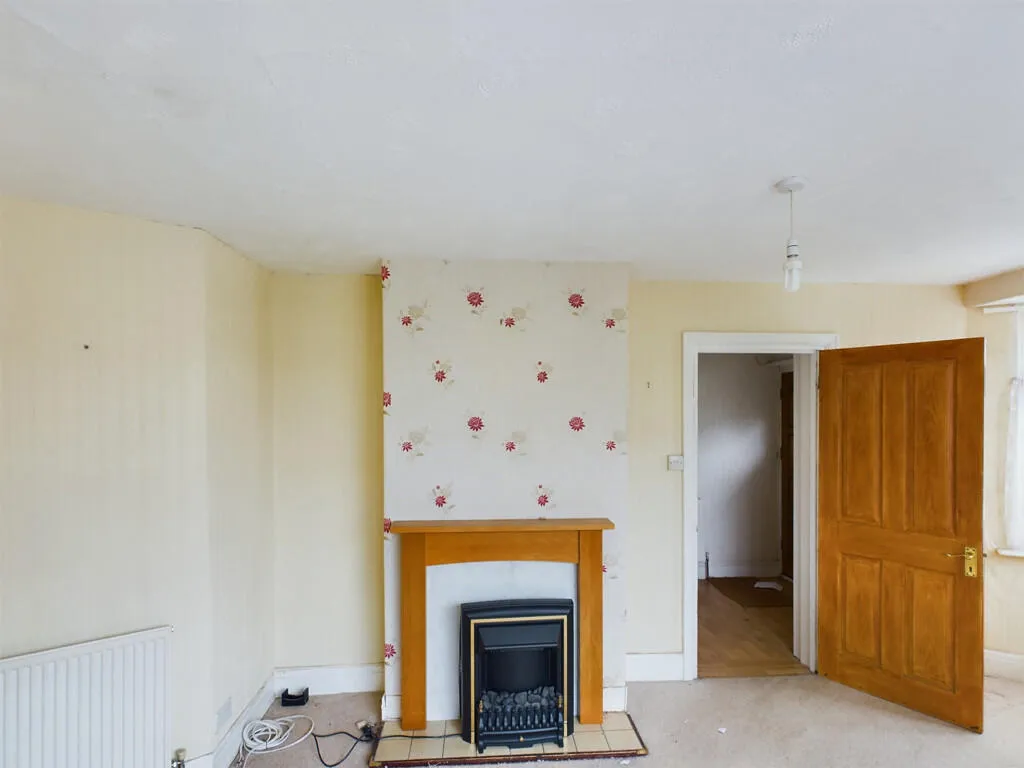 3 bed Semi-Detached