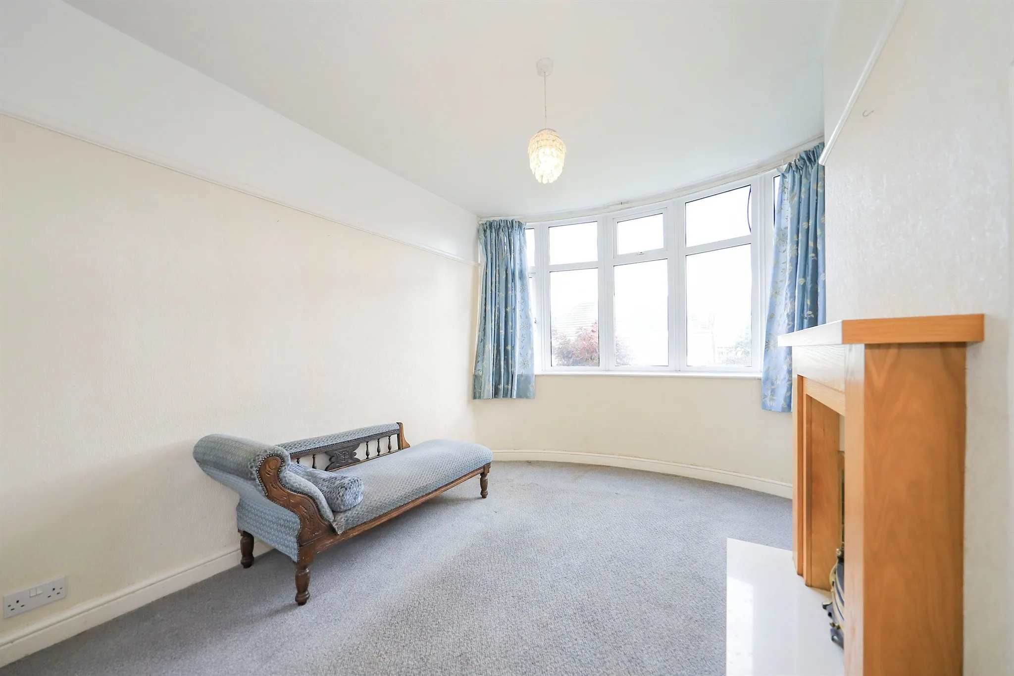 3 bed Semi-Detached